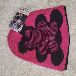 Winter Beanie Pink & Black Bear